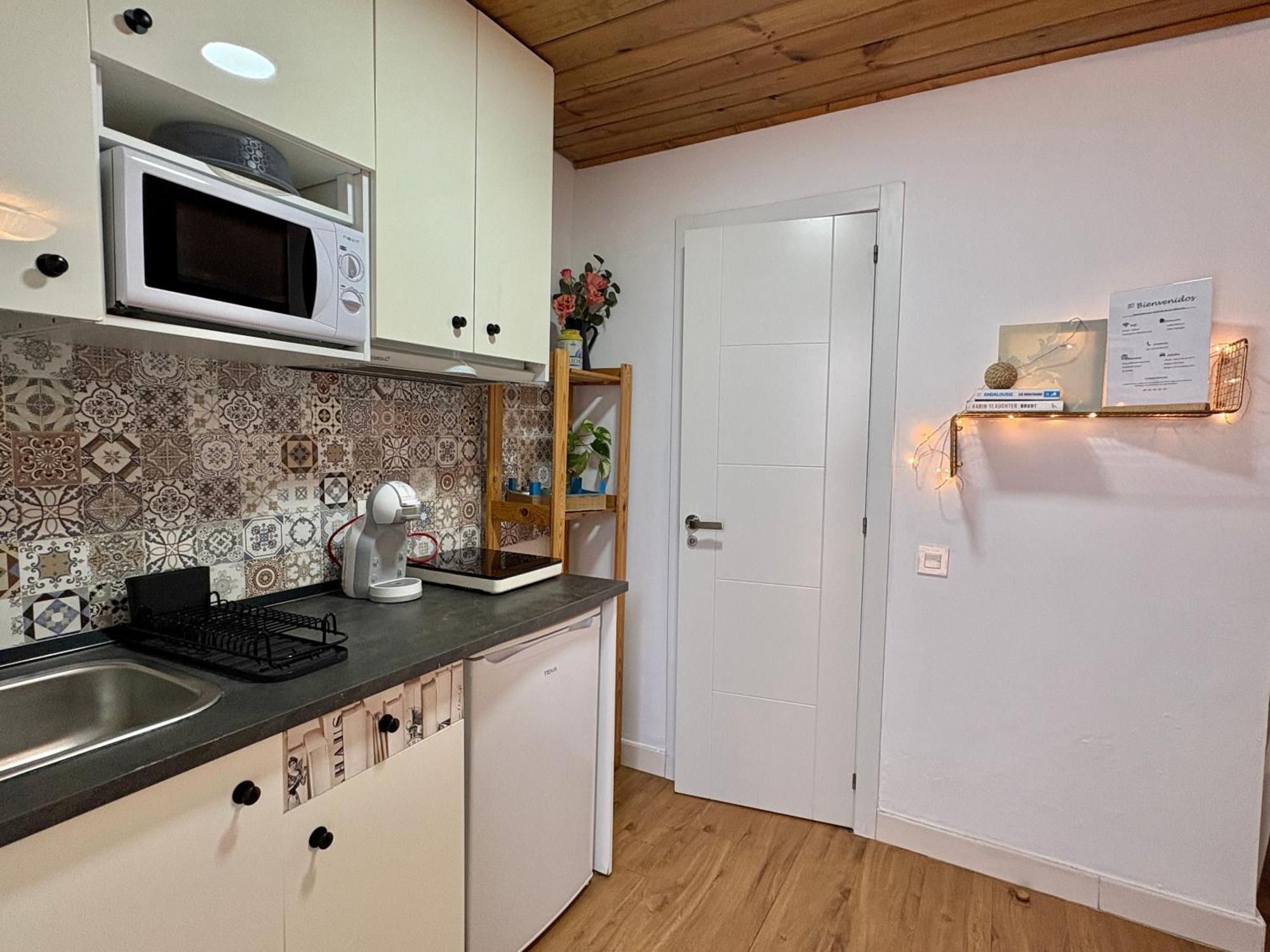 Habitacion En Calle Molino Malaga Ngoại thất bức ảnh