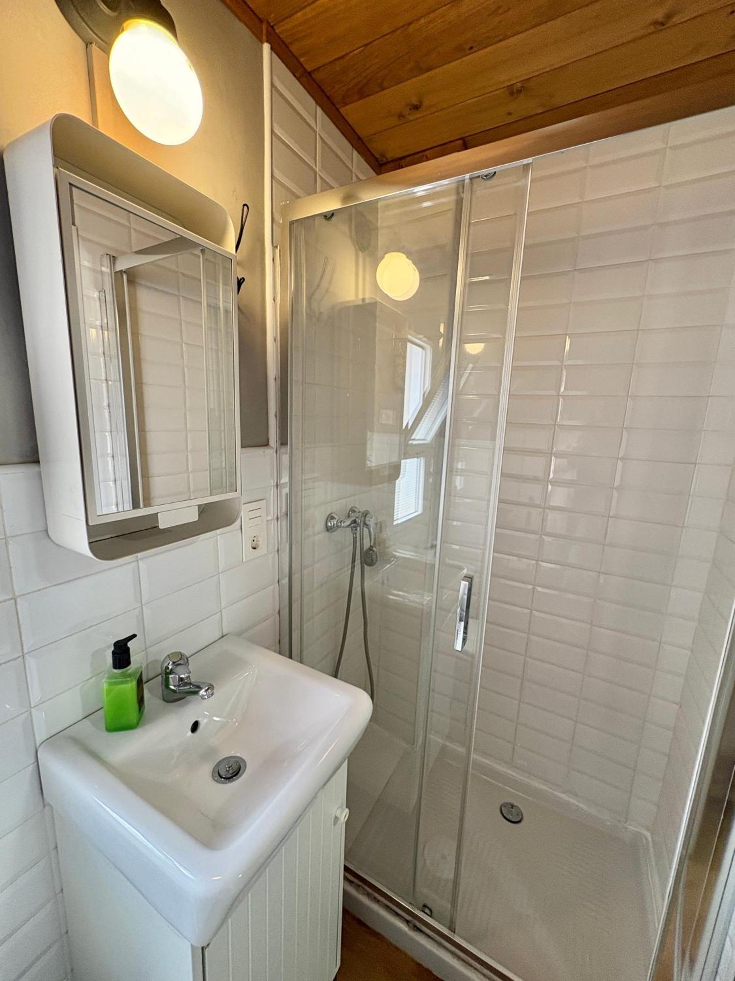 Habitacion En Calle Molino Malaga Ngoại thất bức ảnh