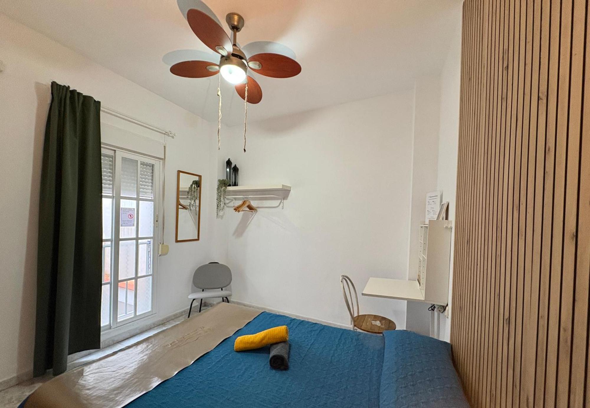 Habitacion En Calle Molino Malaga Ngoại thất bức ảnh