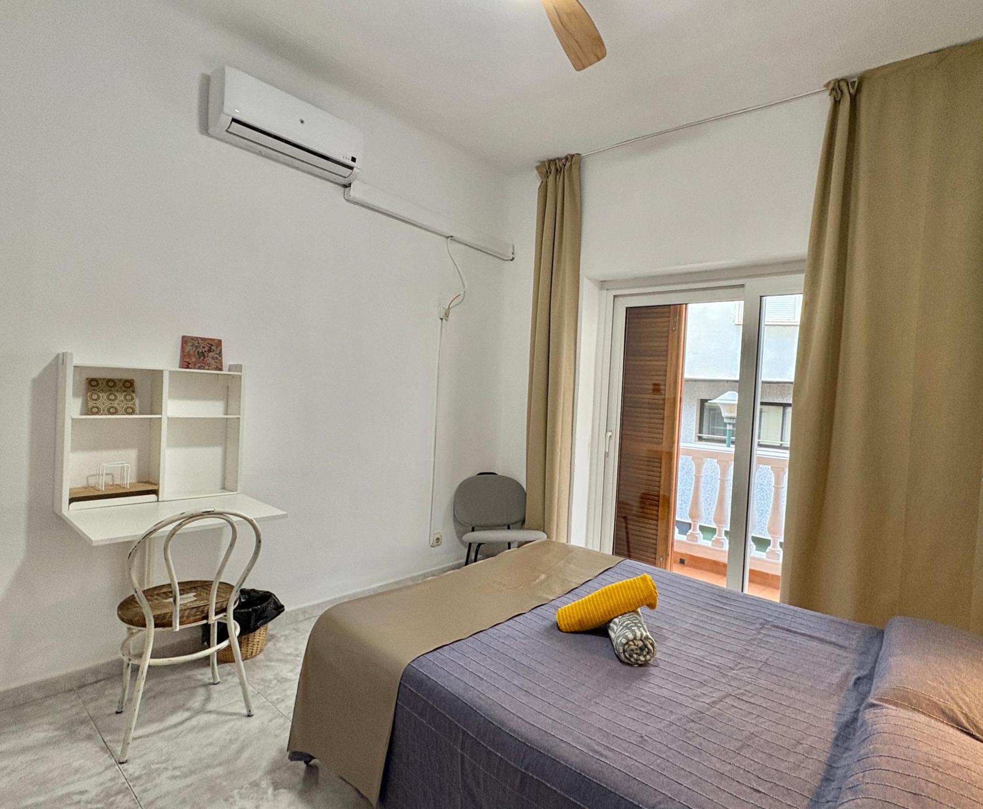 Habitacion En Calle Molino Malaga Ngoại thất bức ảnh